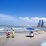 Palmetto Beach Con Buena Vista Al Mar Cartagena